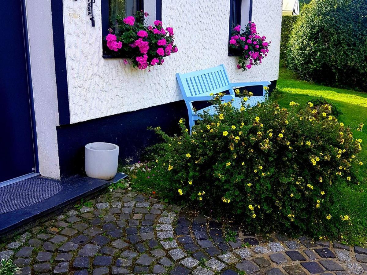 Apartment With Garden In A Wooded Setting Auw bei Prum Extérieur photo